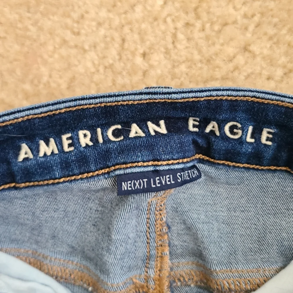 American Eagle Shorts Distressed Jegging Denim Jean Shorts Blue 0 - Picture 3 of 4